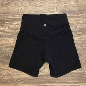 Lululemon Black Align Short 6”